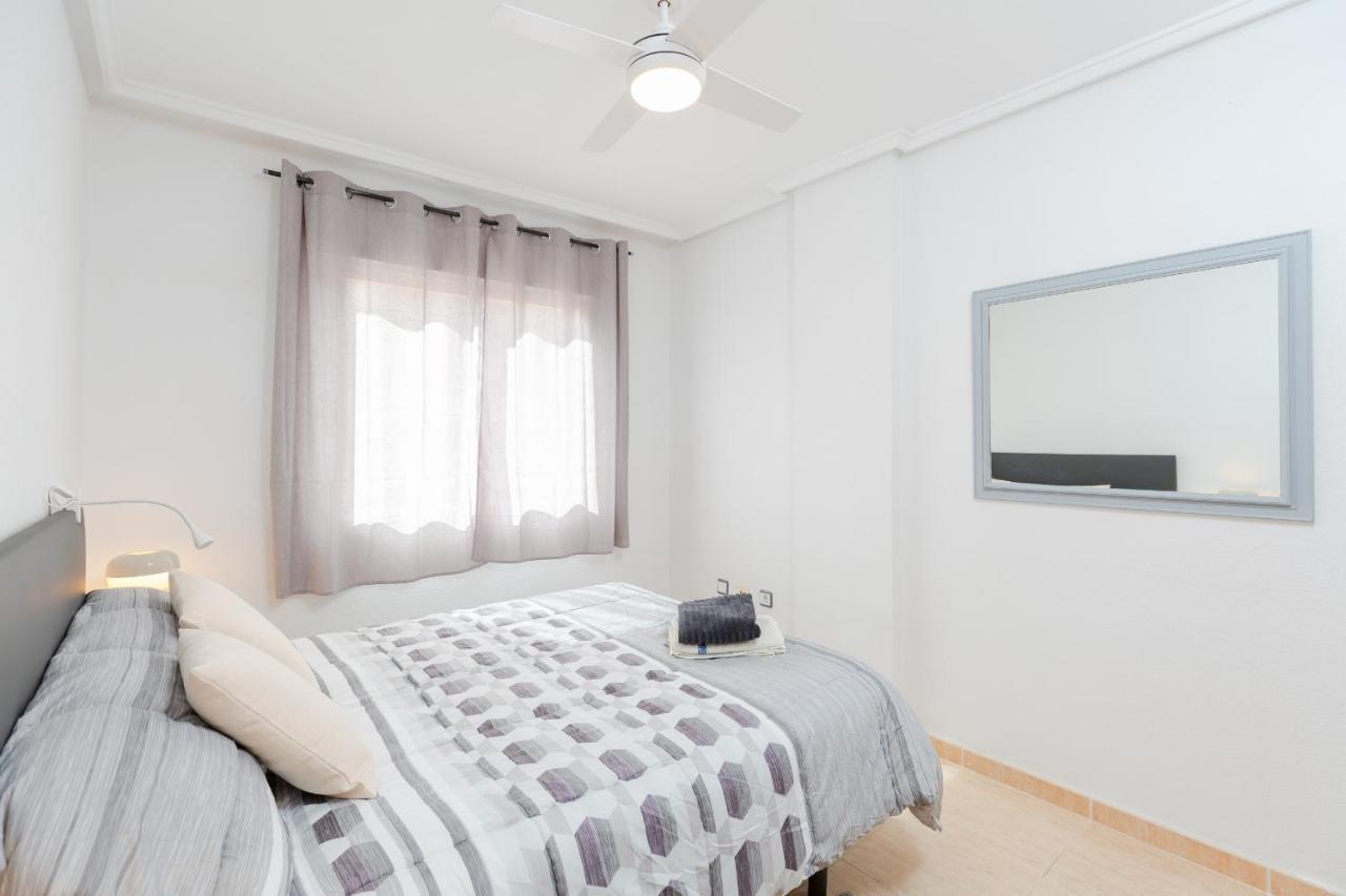 Petite Charming By Fidalsa Apartment Torrevieja Exterior foto